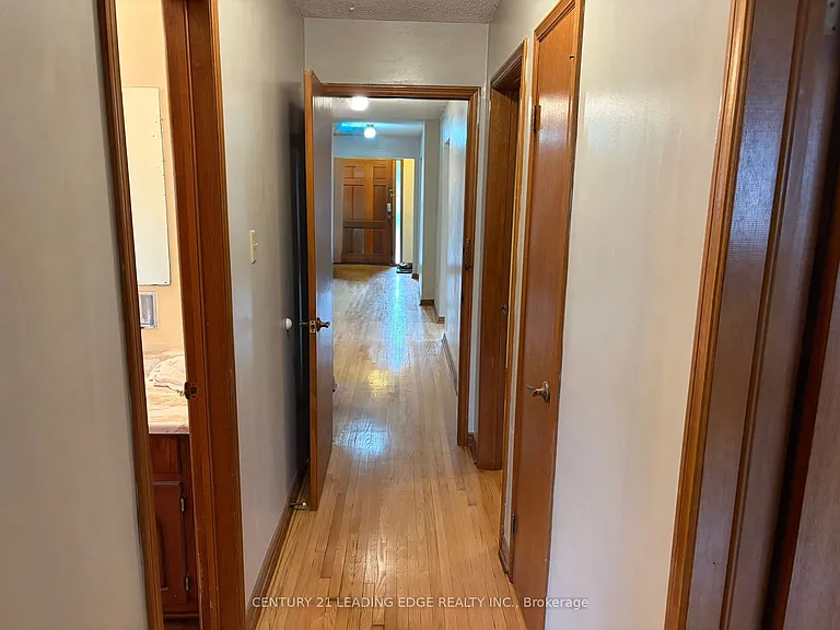 127 Risebrough Circuit — Photo 25