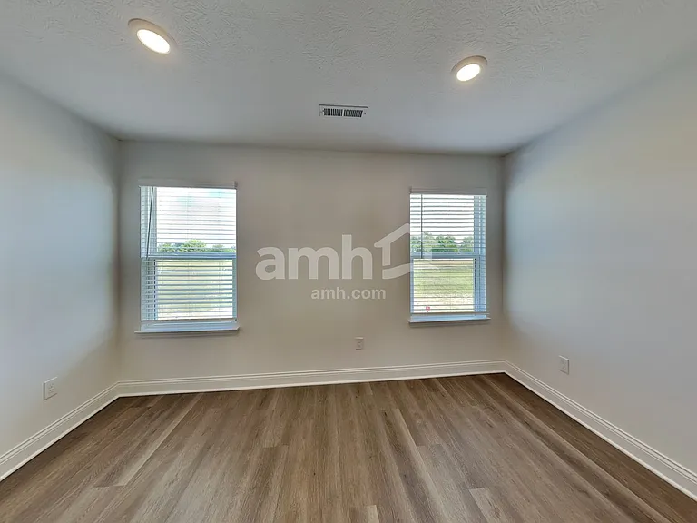 9184 Henley Ave — Photo 12