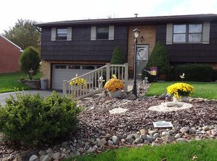 441 Flagstaff Dr, Greensburg, PA 15601