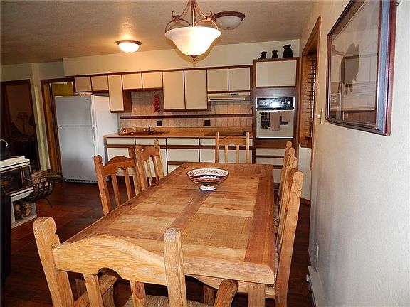 5th image of 61 Ahrens Ct