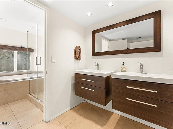5th image of 8113 E VIA COSTA --
