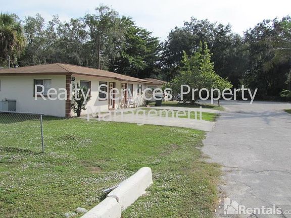 2nd image of 3824 Desoto Ave