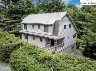 404 Apple Way, Blowing Rock, NC 28605