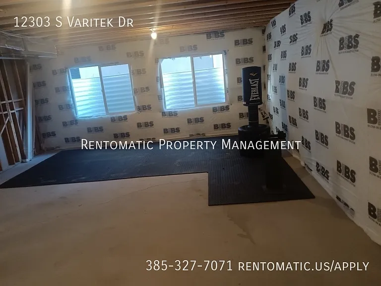 12303 S Varitek Dr — Photo 42