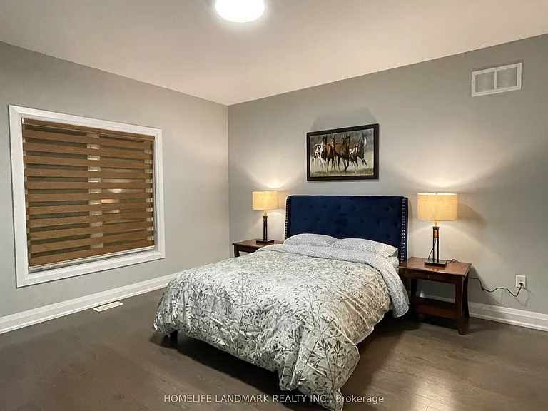 26 Greenwich St #MAIN — Photo 4