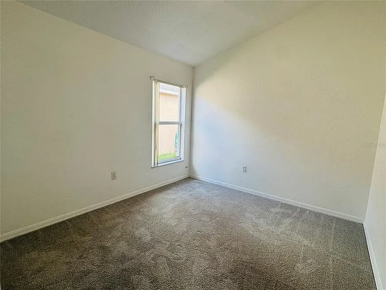 4795 Cumbrian Lakes Dr — Photo 15