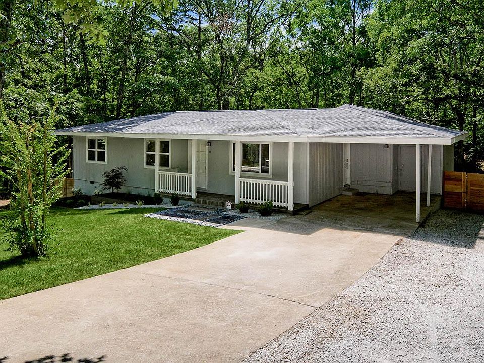 1st image of 6 Ashby Ln