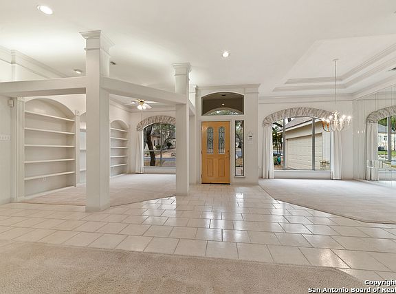 3rd image of 18110 Emerald Forest Dr