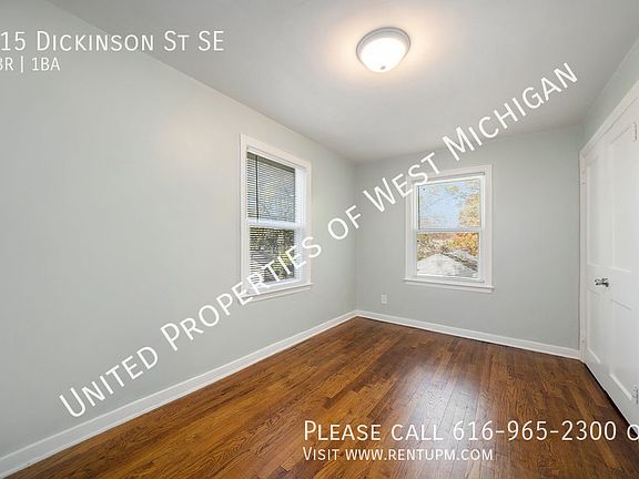 5th image of 715 Dickinson St SE