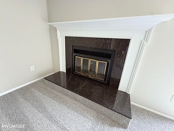 4th image of 616 Byron Ct #39
