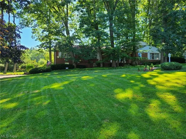 1110 Sunset Blvd SW, North Canton, OH 44720