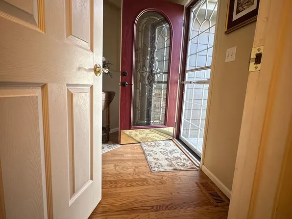 372 English Sparrow Dr, Highlands Ranch, CO 80129