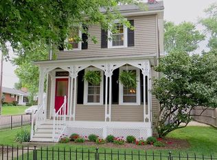 11 N 3rd St, Waynesville, OH 45068