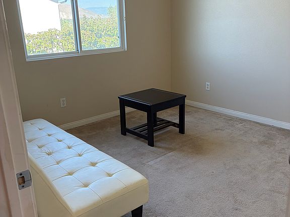 3rd image of 4702 Laurel Ridge Dr #A