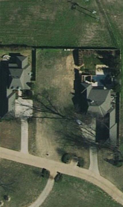 2nd image of 2015 Waterview Ln