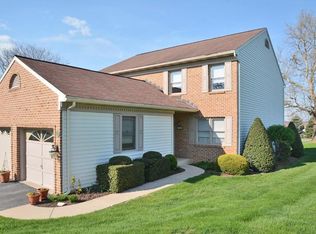 6481 Lincoln Ct, East Petersburg, PA 17520