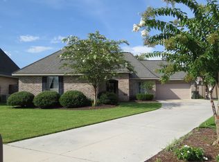 126 Bryce Ln, Houma, LA 70360