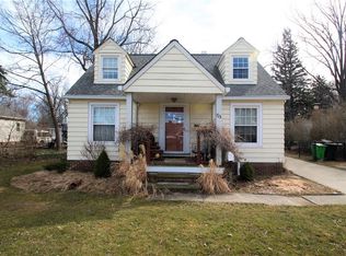 715 E 250th St, Euclid, OH 44132