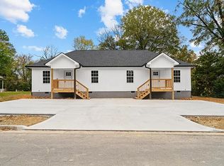 1112 Riverbend Dr #B, Dalton, GA 30721