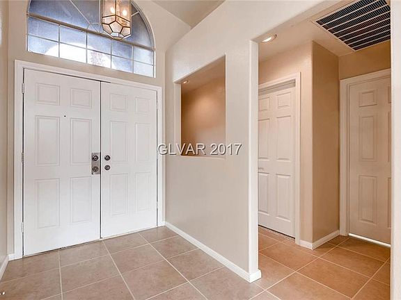 4th image of 10001 Garamound Ave