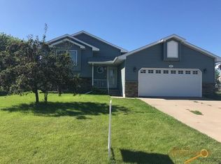 617 Tanglewood Ln, Box Elder, SD 57719