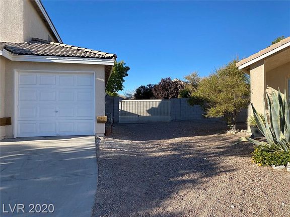 3rd image of 5025 Hobog Ct