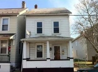 111 Howertown Rd, Catasauqua, PA 18032