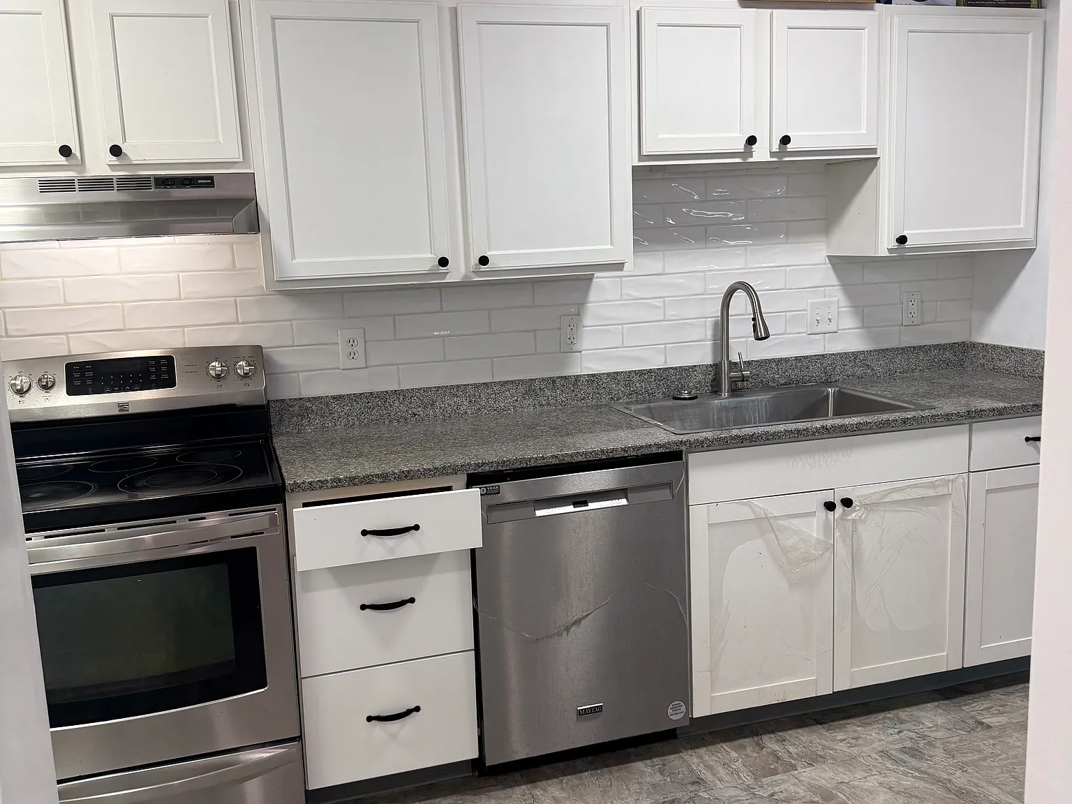 2 bed, 1393 sqft, $1,750 — Photo 4