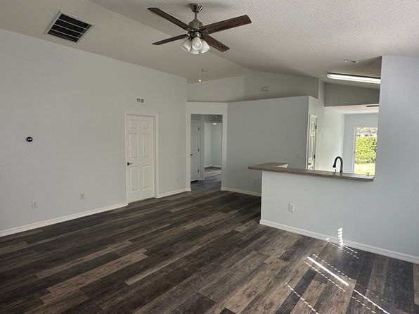 6010 Skylarkcrest Dr