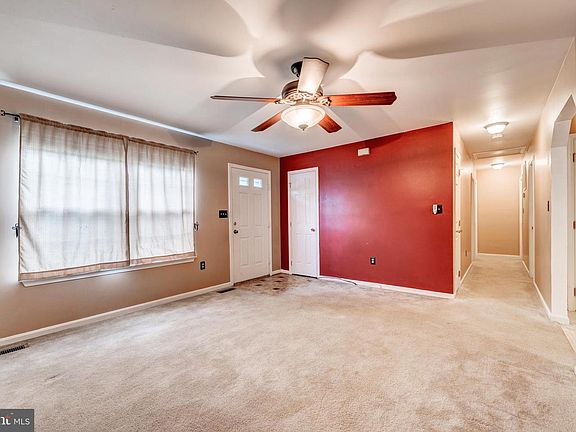 3rd image of 26599 Lawrence Adams Dr