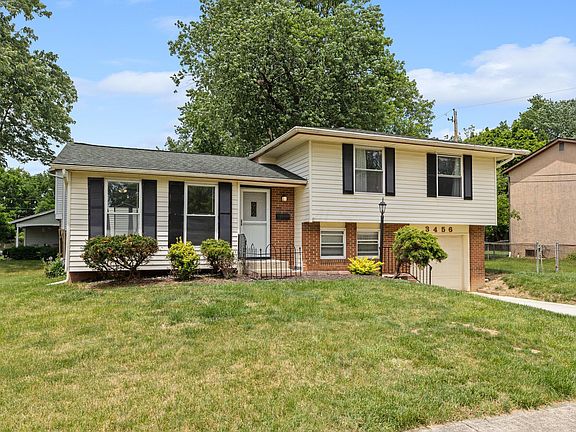 3rd image of 3456 Fox Run Rd