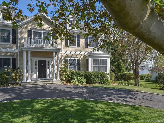 4th image of 35 Battery Park Dr