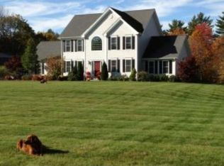 9 Connemara Dr, Chichester, NH 03258