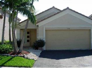1452 Canary Island Dr, Weston, FL 33327