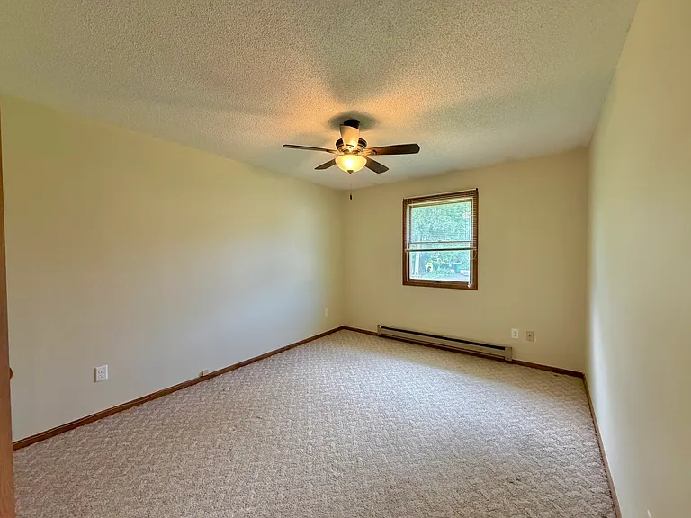 112 W Cascade Ave — Photo 9