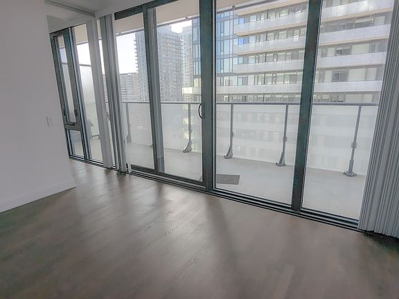 5th image of 185 Roehampton Ave #1801