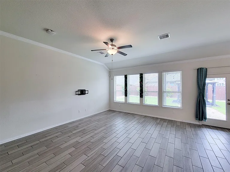 28638 Monarch Cliffs Dr — Photo 9