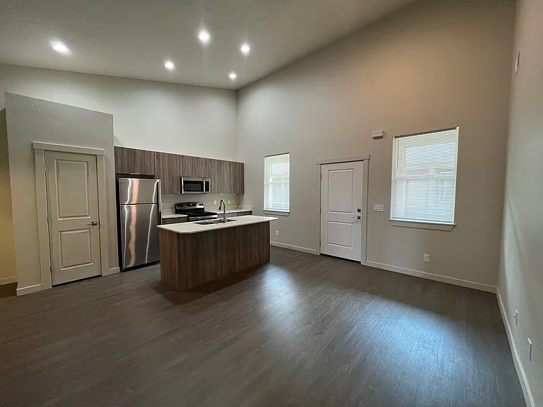 622 Fillmore St #306 — Photo 4