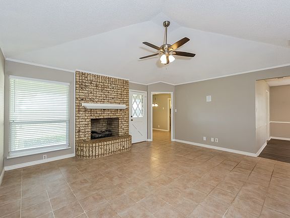 4th image of 106 Pueblo Dr