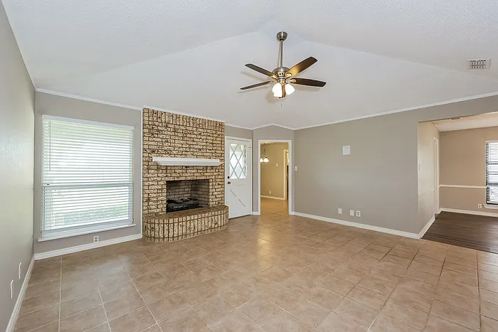 106 Pueblo Dr — Photo 4
