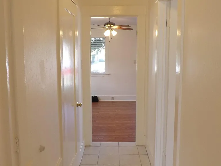 766 Coronado Ave — Photo 4