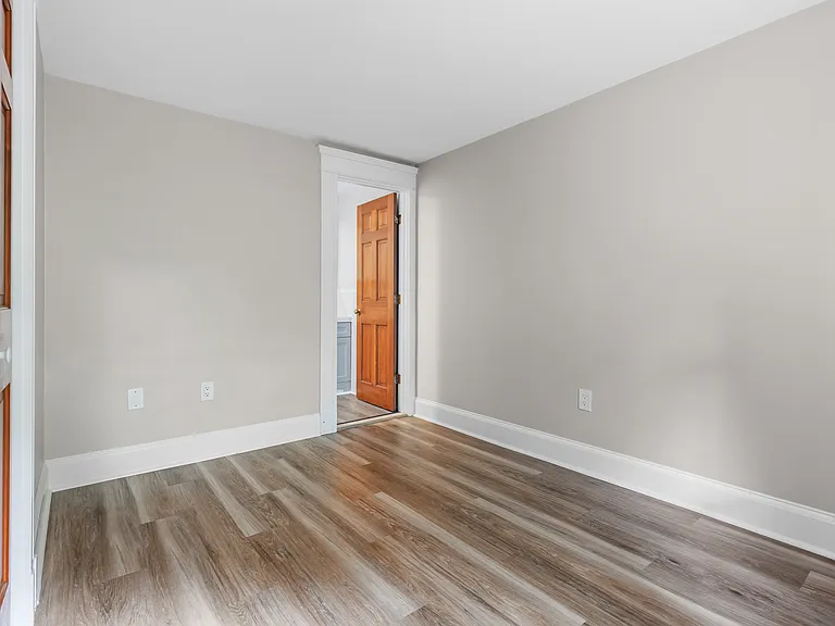 141 Longwood Ave #1 — Photo 22