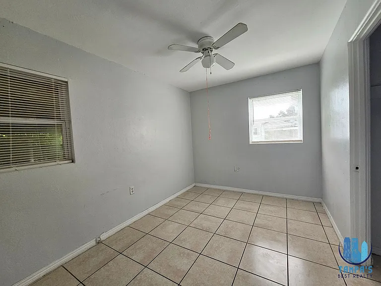 1212 W Marjorie St — Photo 10