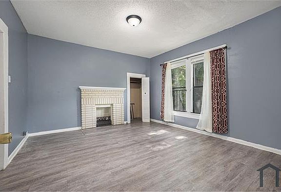 4th image of 604 5th Way