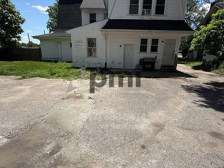 1222 Nichol Ave #1 — Photo 4