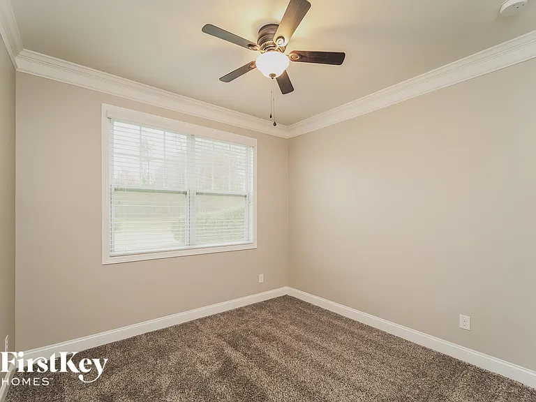 124 Ridgemont Ln — Photo 11