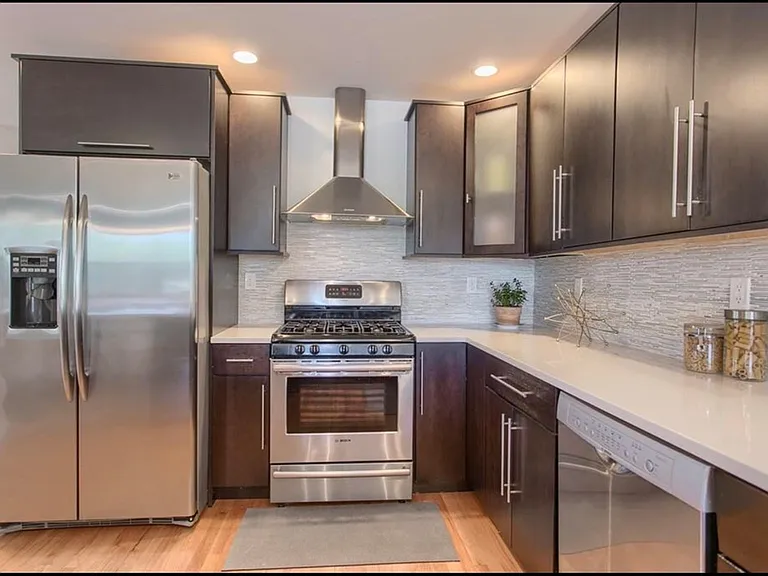 13 Cottage St #1 — Photo 4