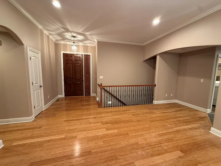 6802 Stanwood Dr — Photo 14