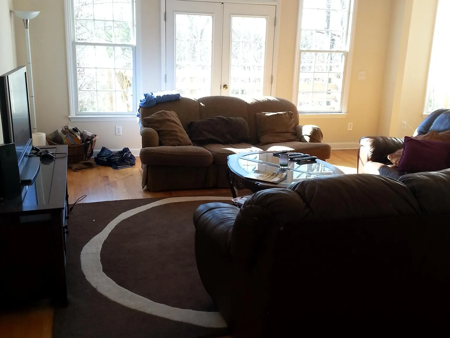 6 bed, 3000 sqft, $5,600 — Photo 2