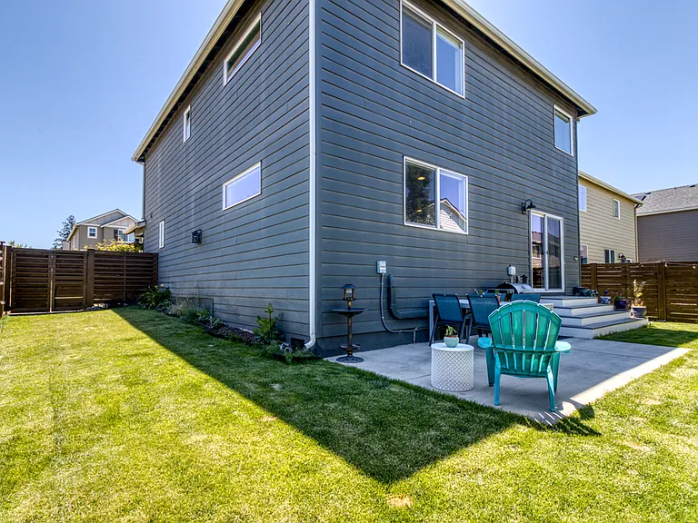 20538 SE Cameron Ave — Photo 35